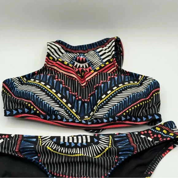 Bar III Black and Red Geometric Bikini Swimwear Size Small - Picture 10 of 13